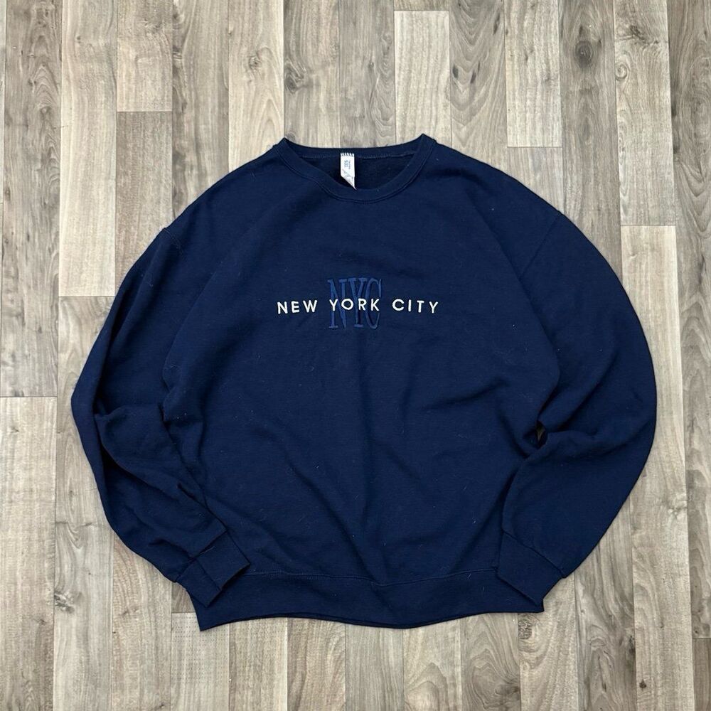 Vintage retro embroidered New York City sweatshirt